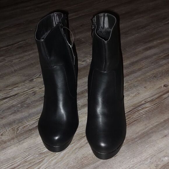 Torrid black platform heeled boots  Sz 10.5 WW  NWT - Picture 2 of 7